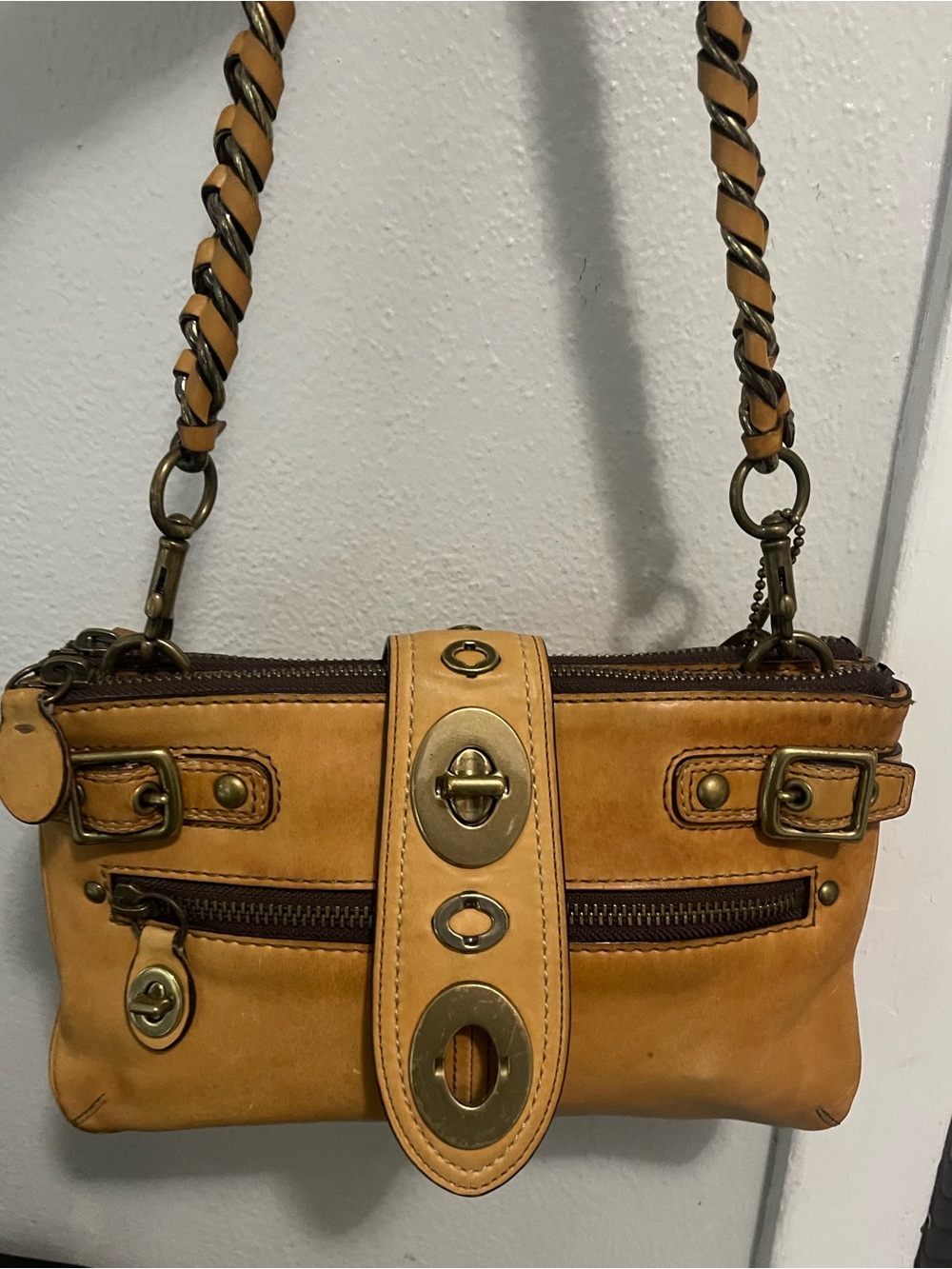 Y2K VTG Coach Bridget 65th Anniversary
Legacy Clutch Shoulder Bag | 11622